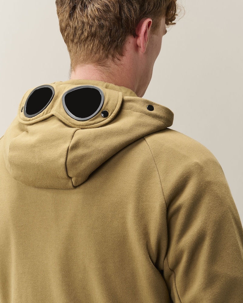 C.P. Company - Diagonal Raised Fleece Goggle Zip Sweatshirt - 21CMSS715A005086W340 ERMINE