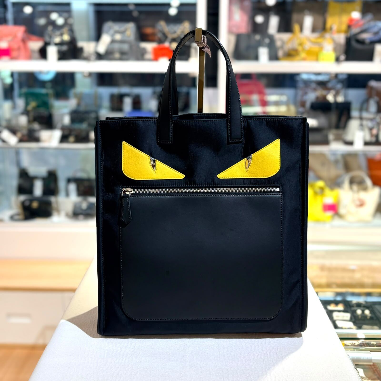 98%NEW二手FENDI Monster Eyes Tote 7VA367-07E 小怪獸手提托特包 黑色尼龍拼牛皮 #香榭站正品