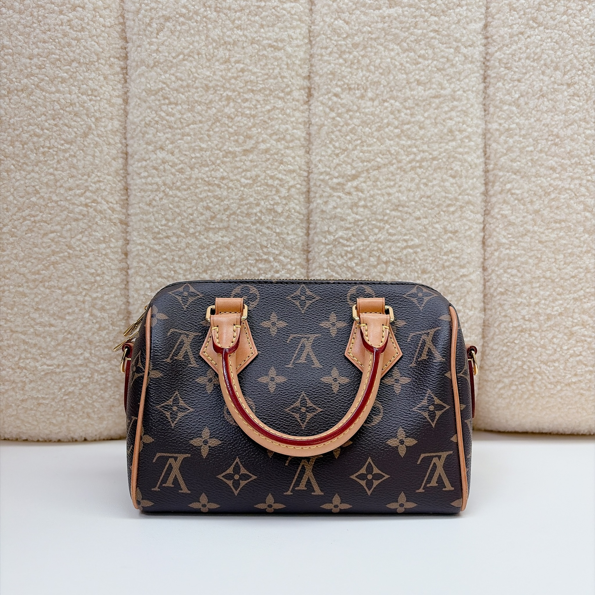 Louis Vuitton Speedy Bandoulière 20 - Monogram / GHW