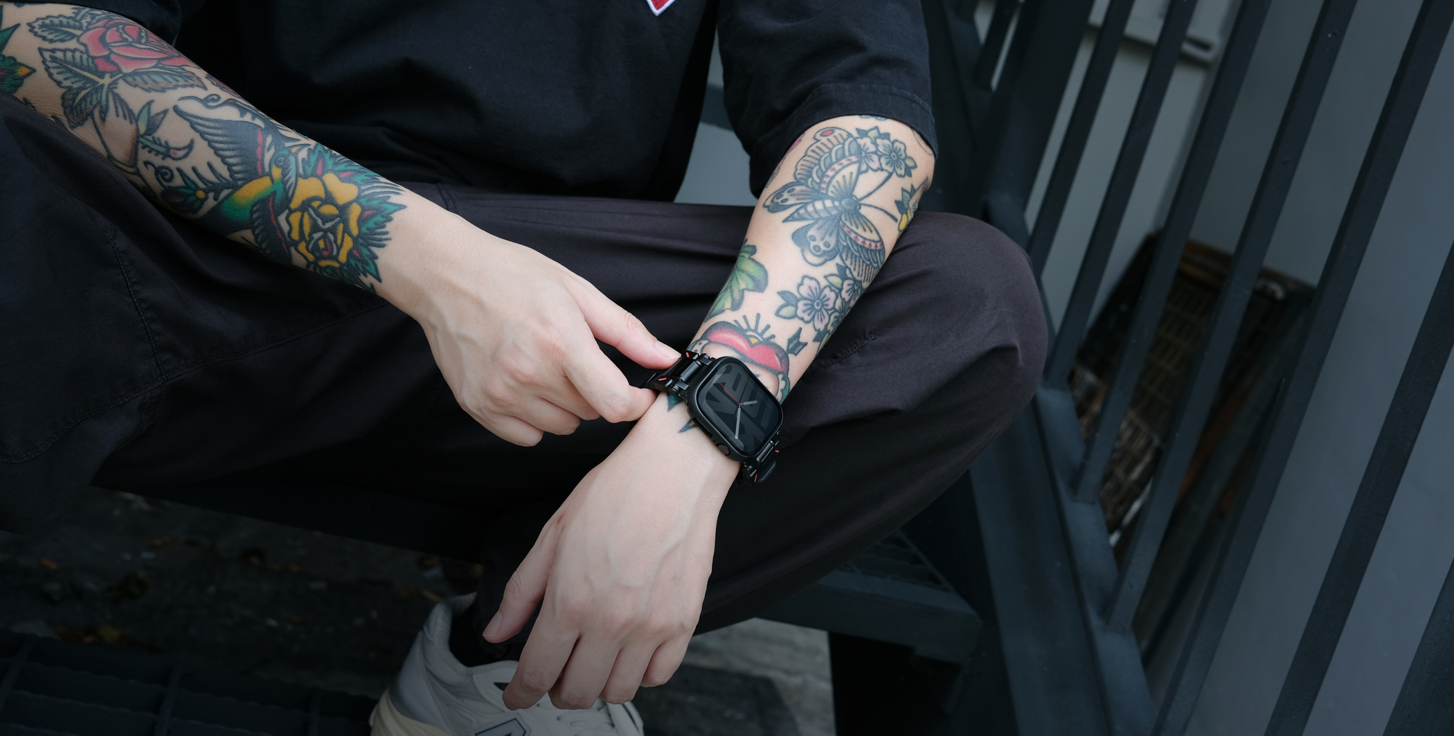 SKINARMA Gado Apple Watch (Series 12) 透亮防刮抗指紋保護殼