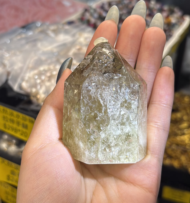 261003 - C83 魔晶宙斯（黃水晶茶水晶共生）原礦晶柱