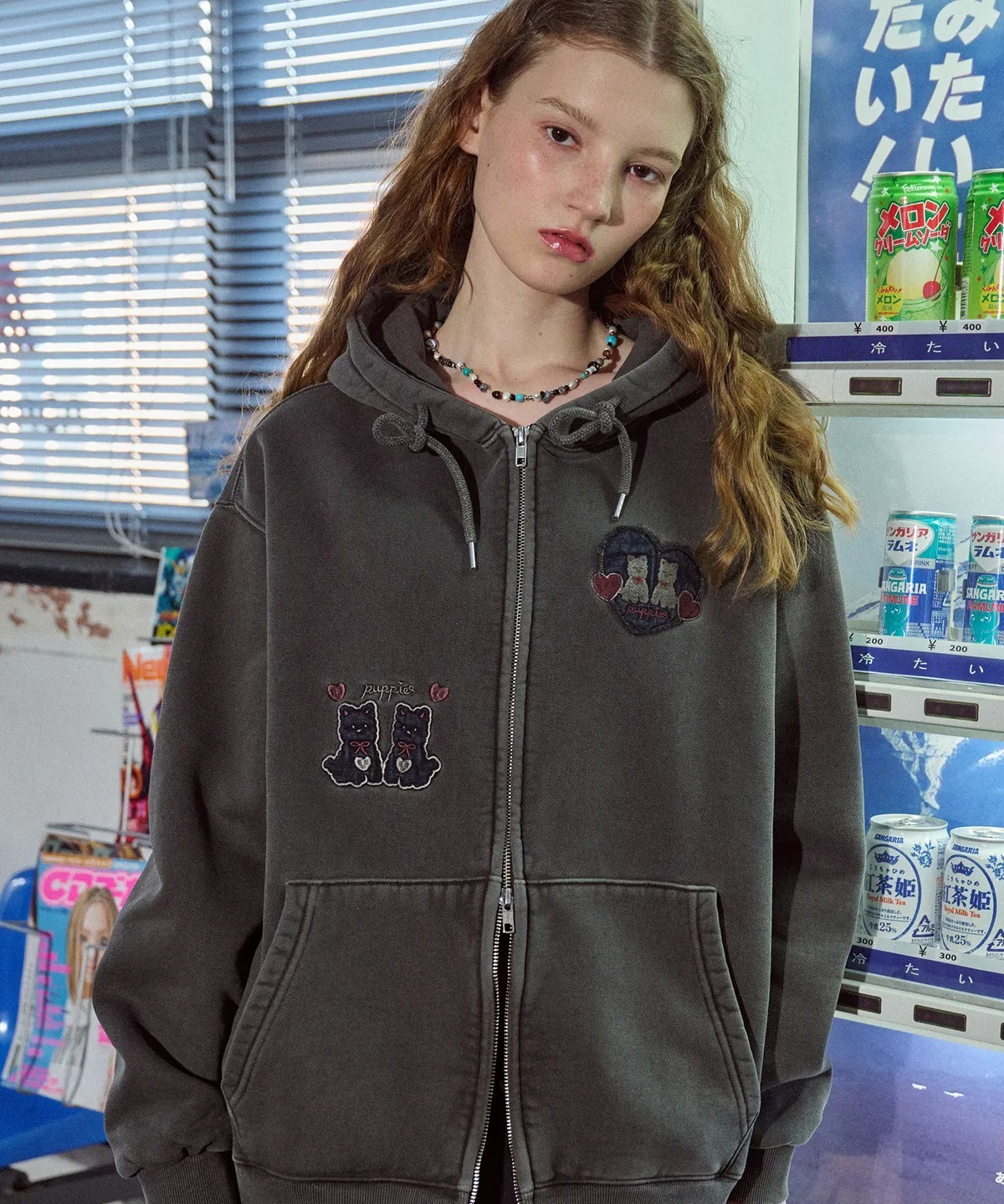 CPGN STUDIO Heart Puppy Patch Hoodie Zip-up