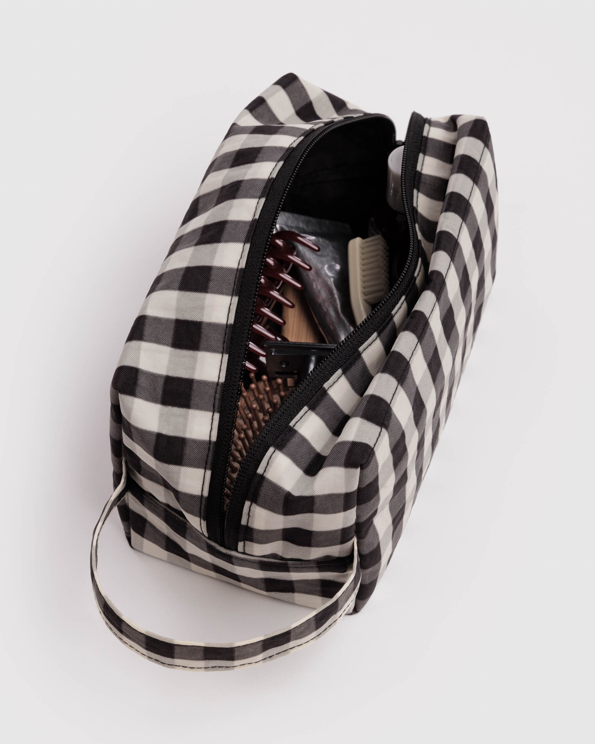 Dopp Kit - Black and Cream Gingham｜BAGGU