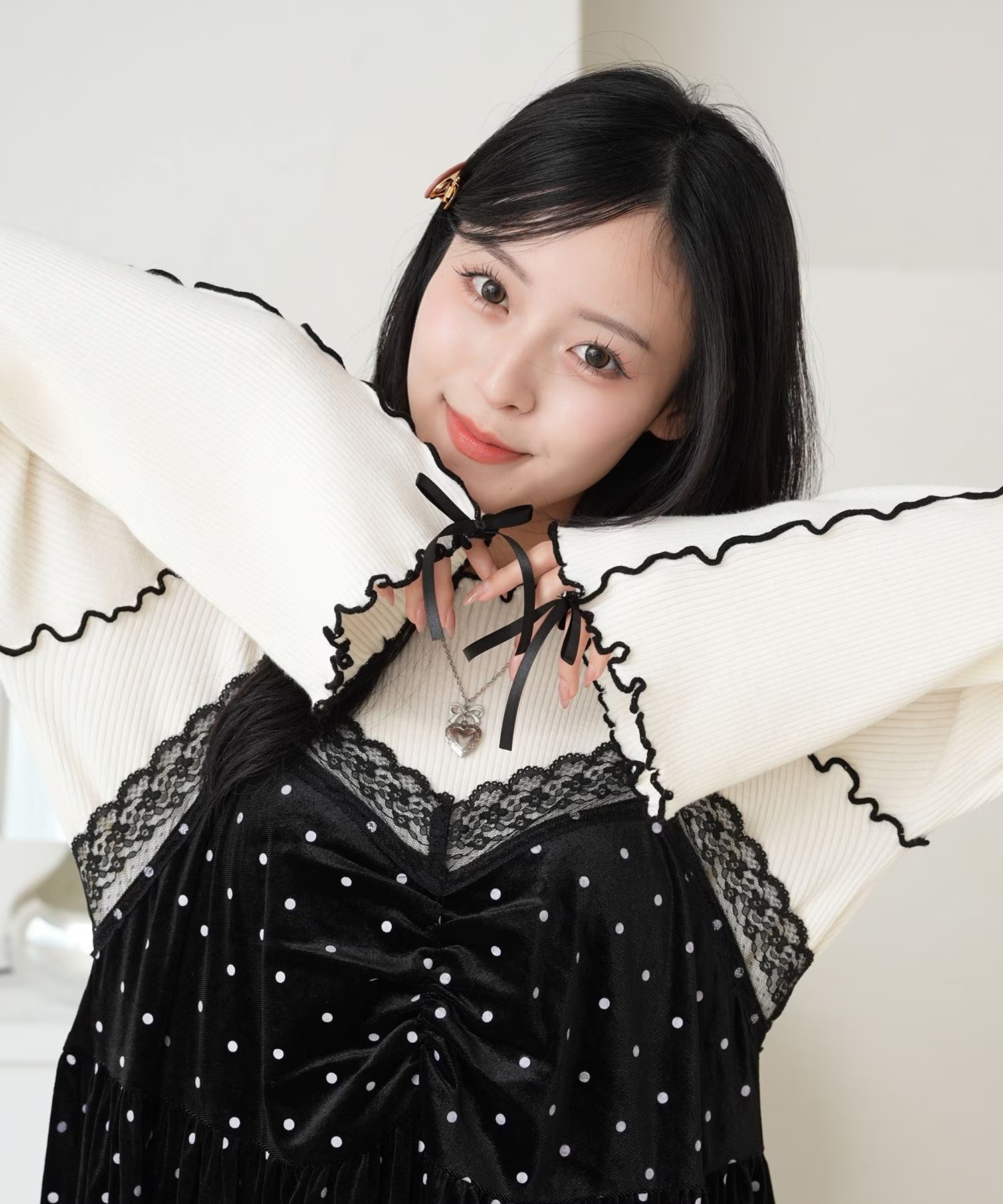 【 10/6收單 】日本 Kutir 緞帶美樂圓領針織衫