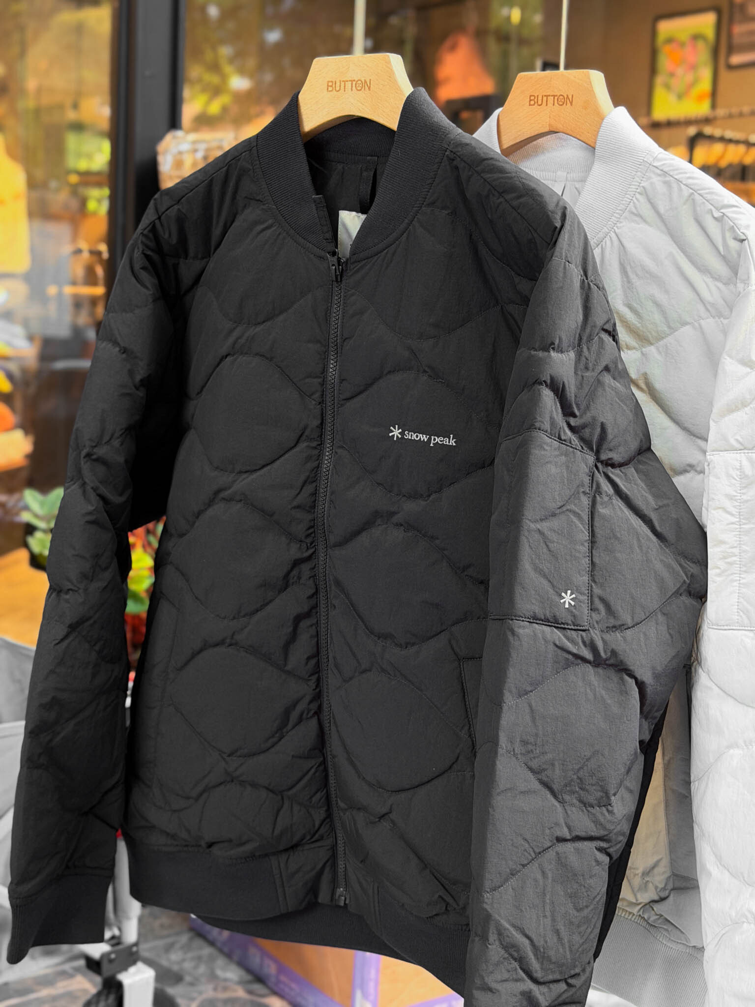 【現貨】Snow Peak Light Taslan Light Bomber Down Jacket Taslan 輕量曲線絎縫飛行羽絨外套 S26WMLDJ44