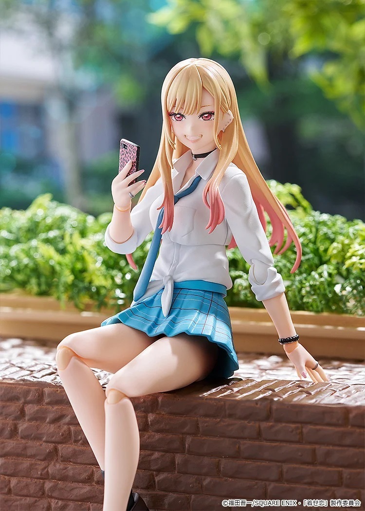 日版 [figma] 《戀上換裝娃娃》喜多川海夢 連特典(閉眼笑臉)