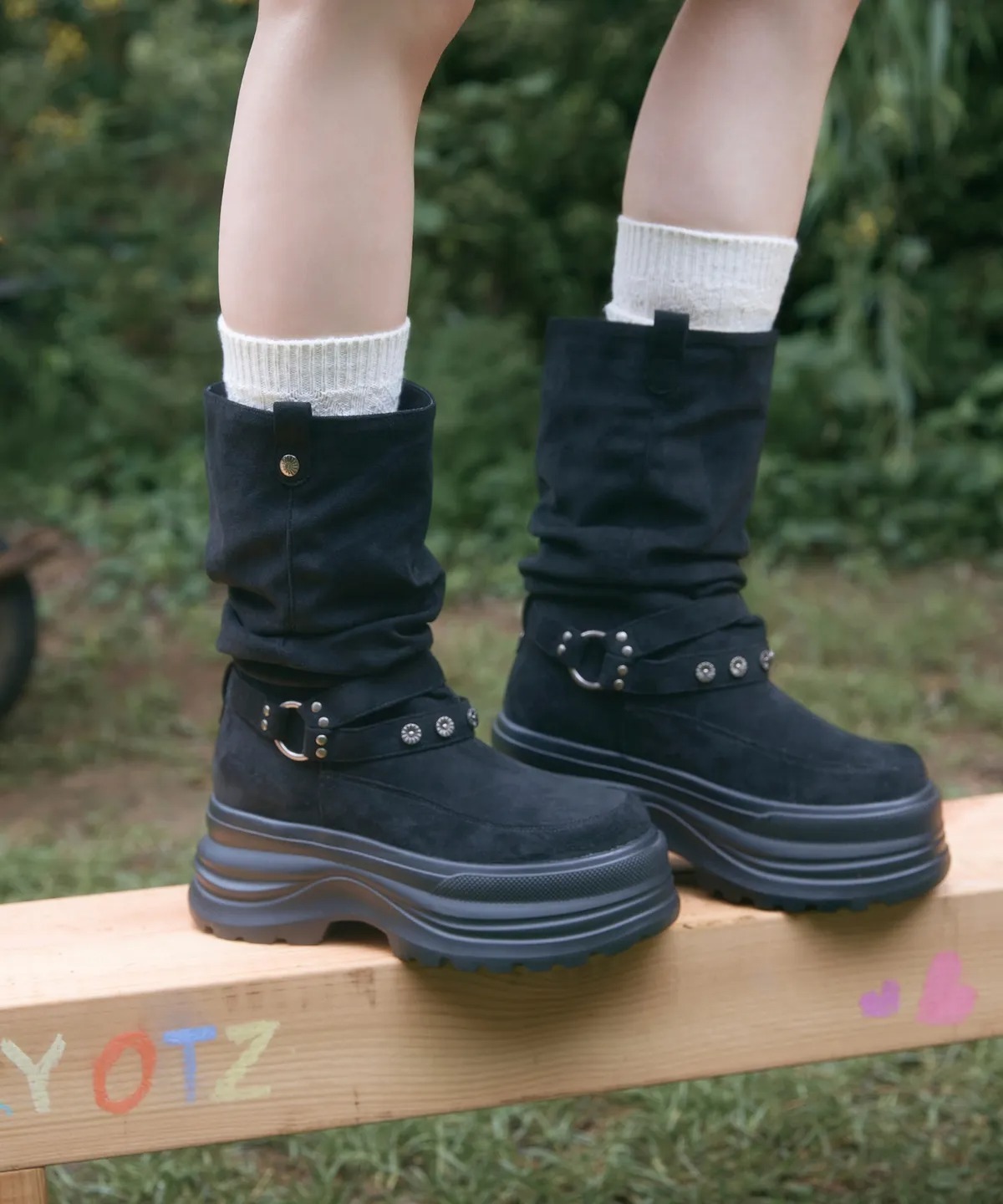 OTZ 3300 Slouch Platform Boots