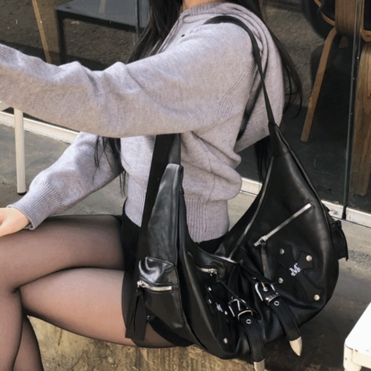 MUCENT STRUM CROSS LEATHER BELTED 雙十字架 全黑 肩背包