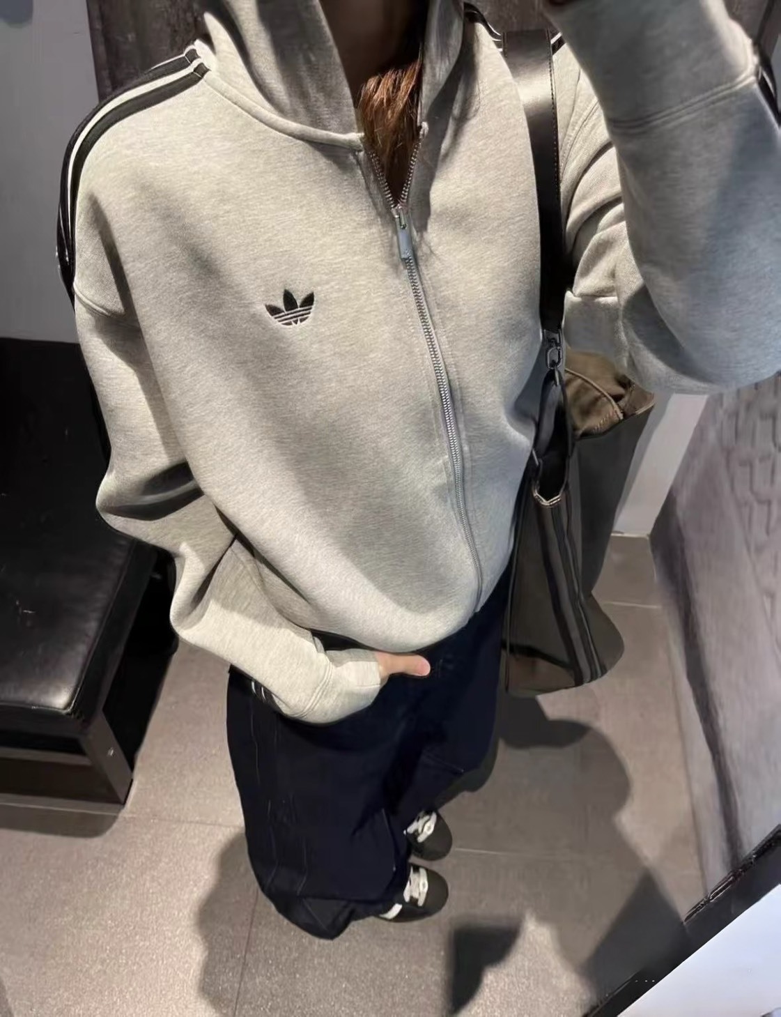 【預購】Adidas Originals ADICOLOR FW25 SPACER 經典灰 太空棉 三線 休閒 連帽外套 JY2620
