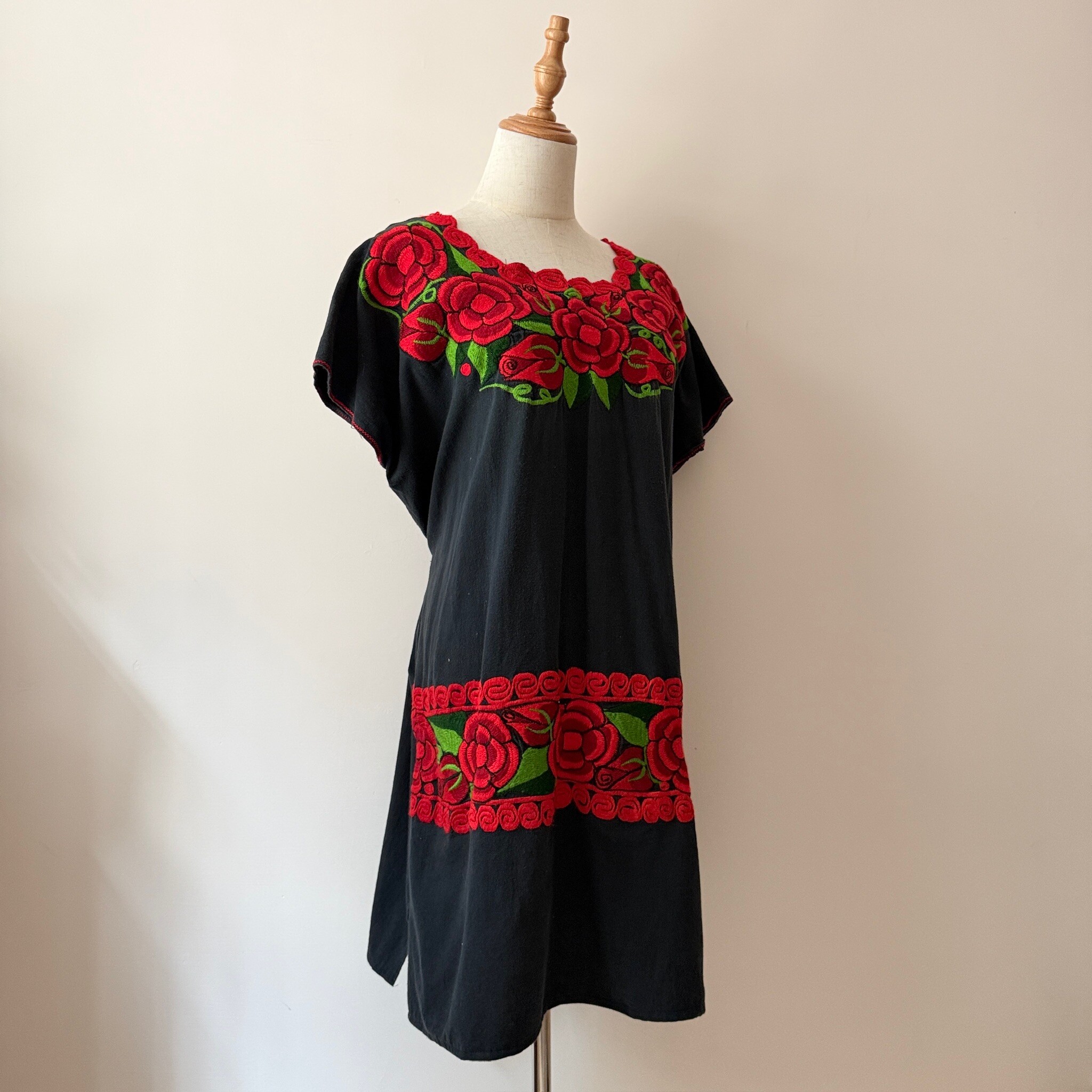 黑色墨西哥刺繡長上衣