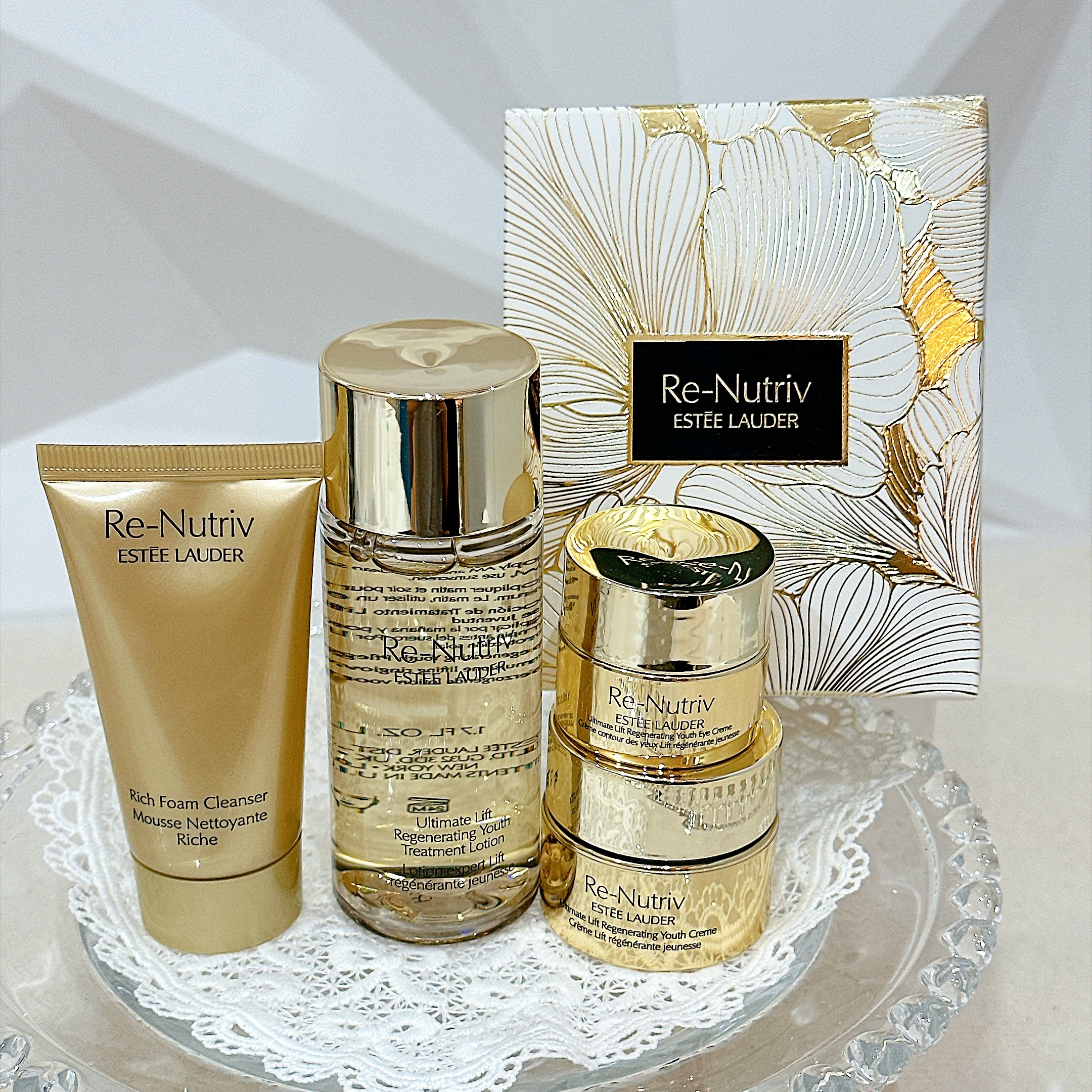 Estée Lauder Re-Nutriv Ultimate Lift Regenerating Youth Set