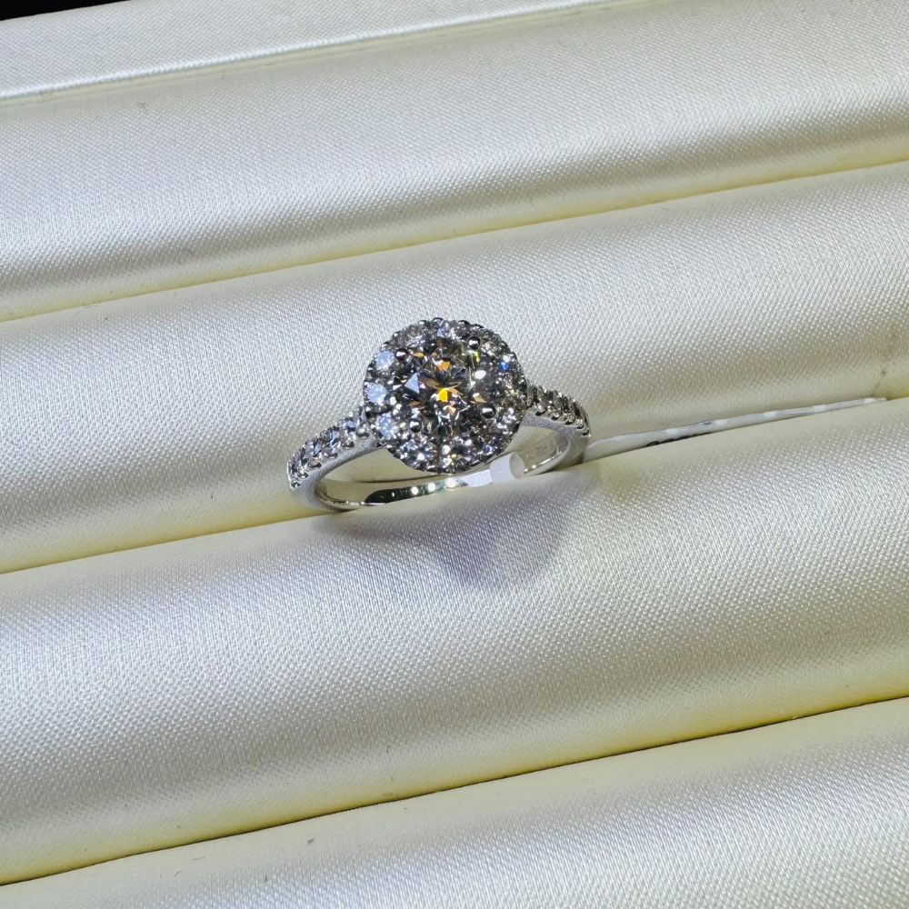 RIN-HHG1004-020 [RD087] 925 SILVER LAB GROWN DIAMOND RING (A20)