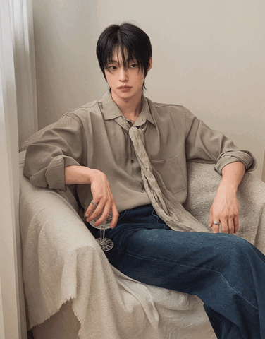 Silky pocket shirt