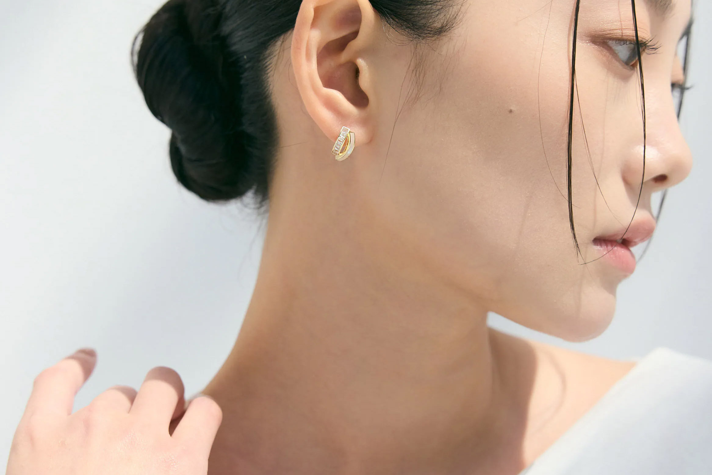 月痕|珠母貝純銀耳環|MIESTILO JEWELRY|舒飾質感每一刻