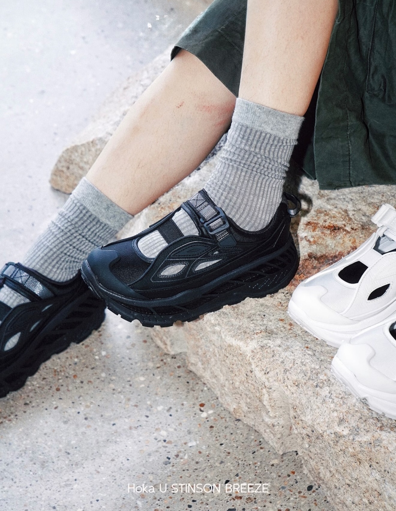 HOKA ONE STINSON BREEZE WHITE/BLACK 涼鞋 兩色 1174450-BBNB