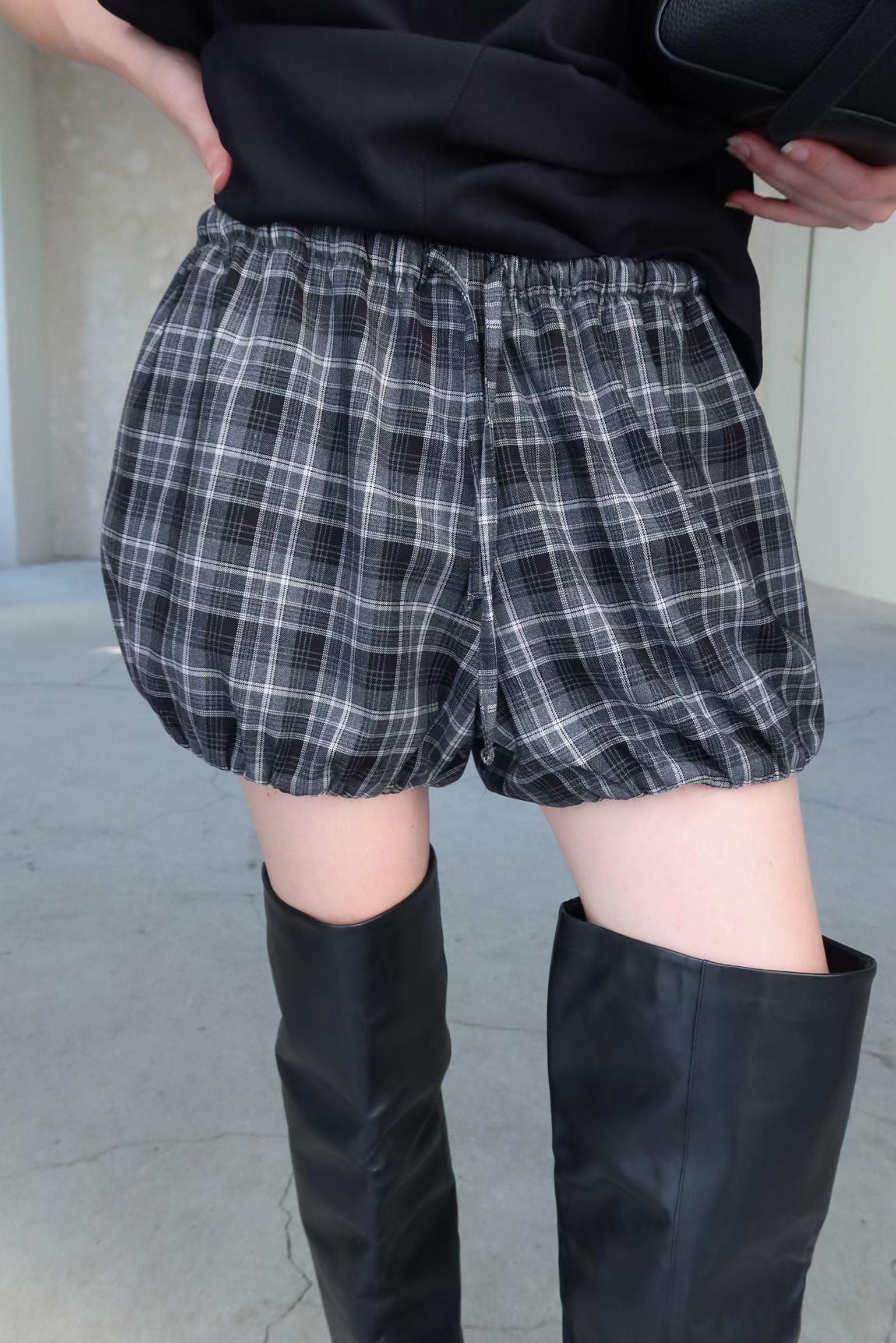 BP2607 Check Ballon Shorts