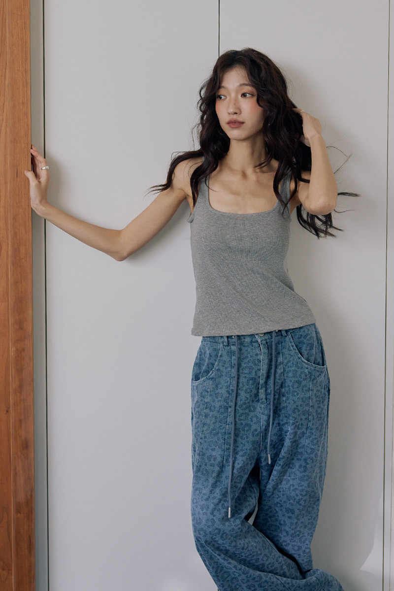 方領坑條背心小可愛