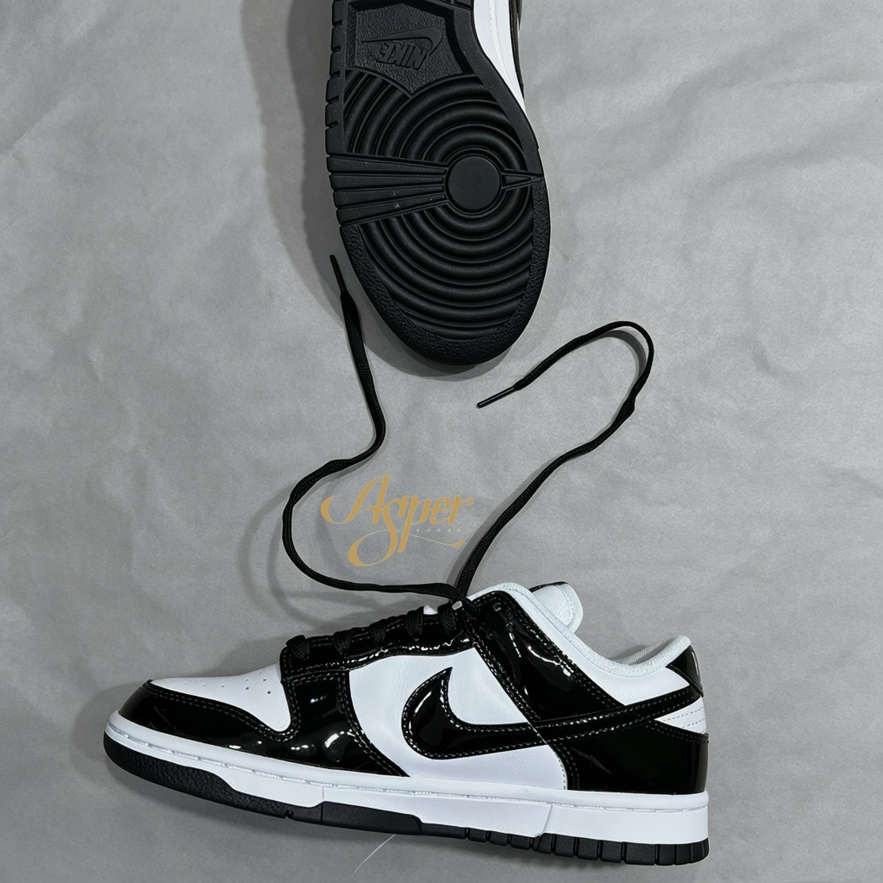 【官網限定】Nike Dunk Low SE ''Patent Panda'' 漆皮熊貓 IV5104-102 IX