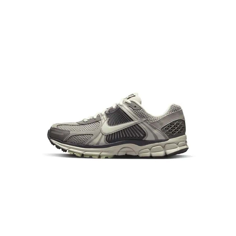 #代購 NIKE ZOOM VOMERO 5 復古 運動鞋 FB8825-001 灰褐