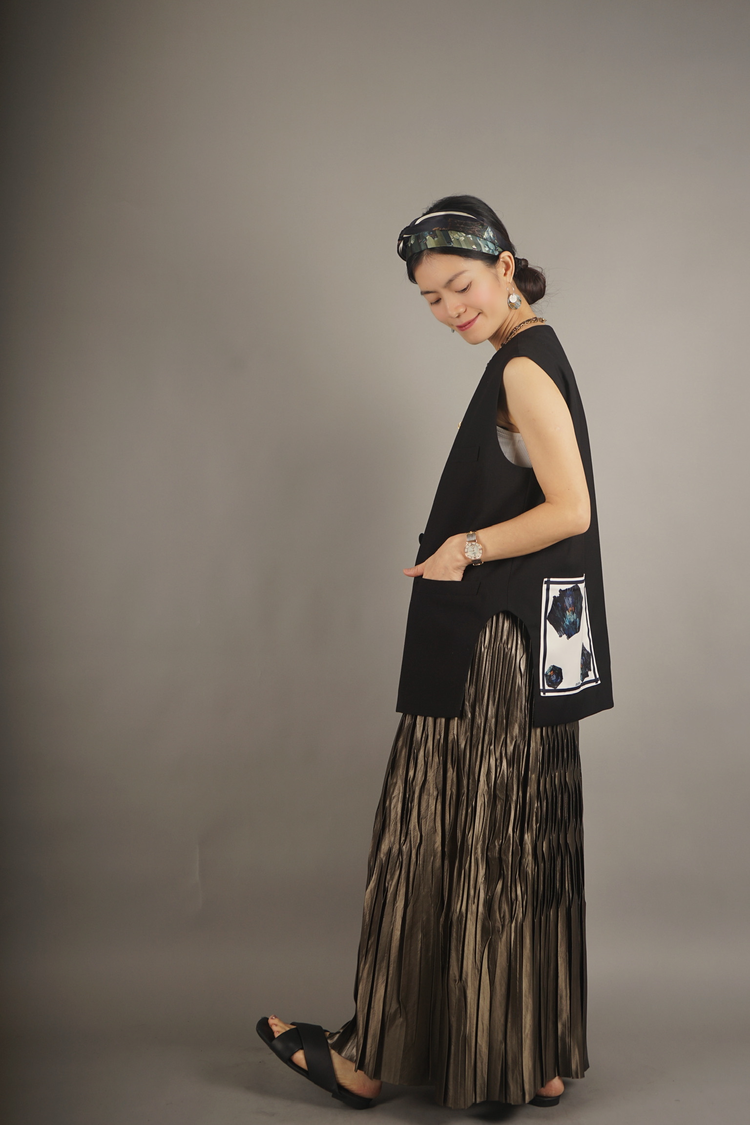 COLE COOL Hong Kong Geo-park Printed Arch vest