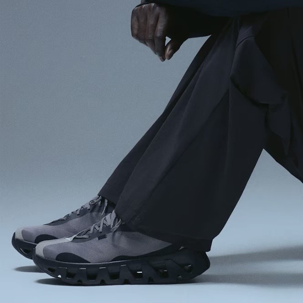 KITH x ON K-TECH 1 "SHARK OX " 紫黑 跑鞋 男女 聯名 3MG10776093/3WG10706093