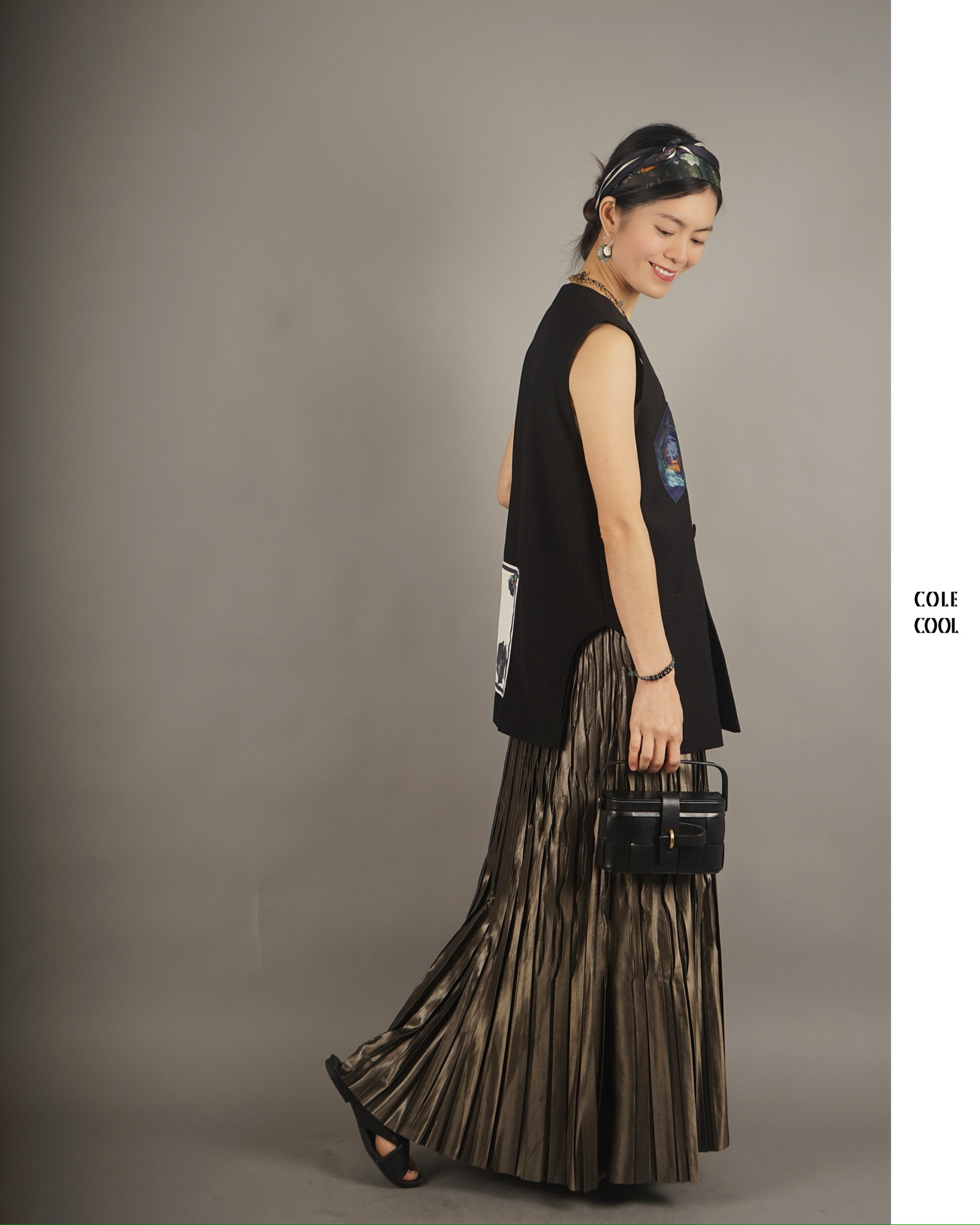COLE COOL Box pleated maxi skirt
