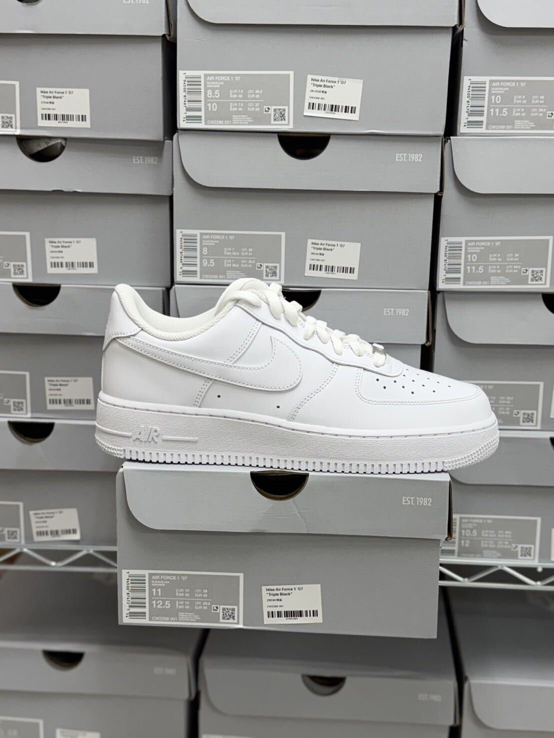 Nike Air Force 1 07 Triple White 全白 CW2288-111 男款 門市實拍