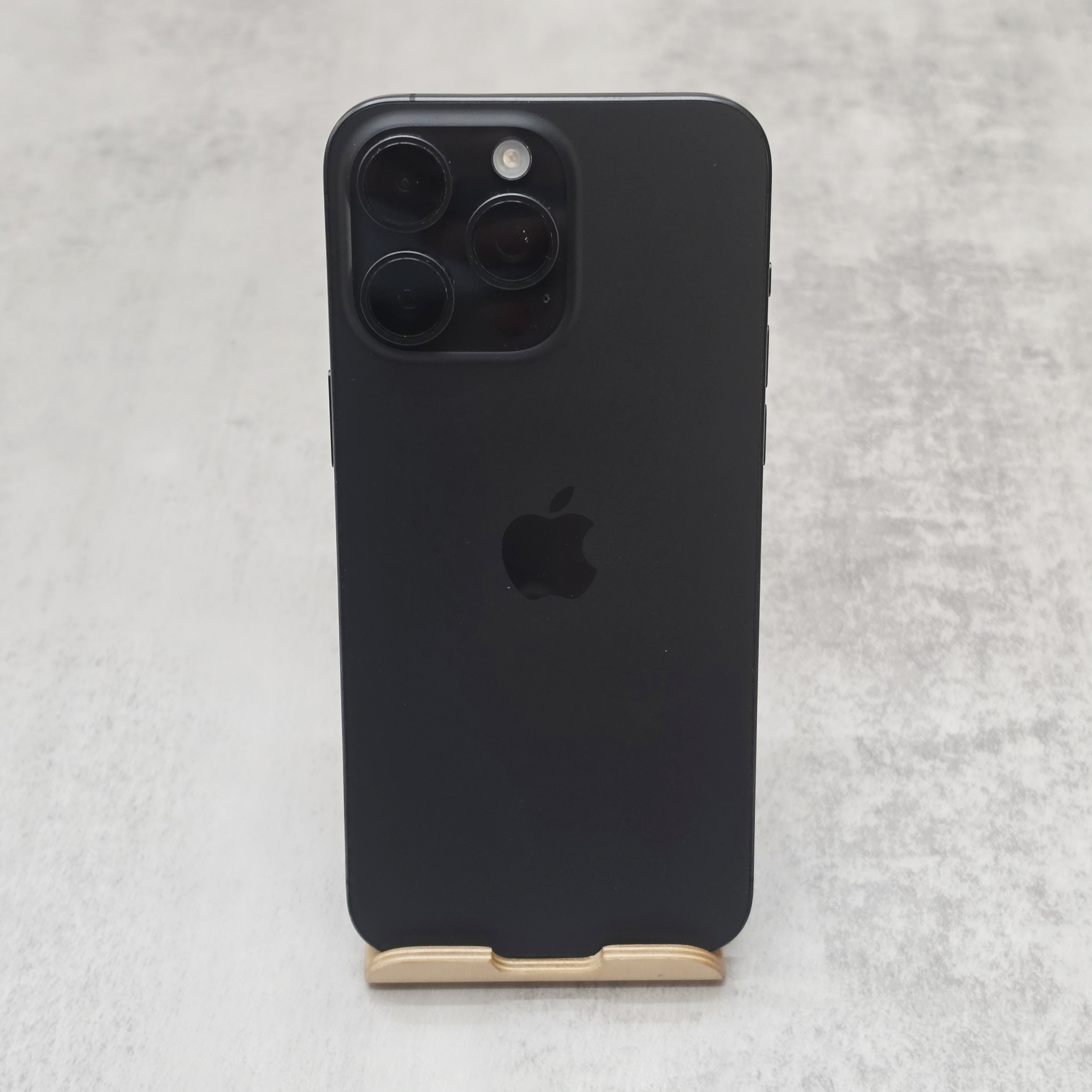 二手 iPhone｜iPhone 15 Pro Max 256GB 黑色