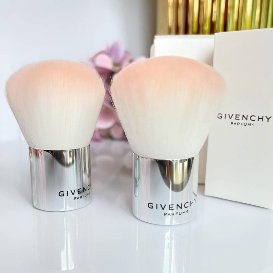 GIVENCHY Blush Brush 限量贈品漸變色散粉掃