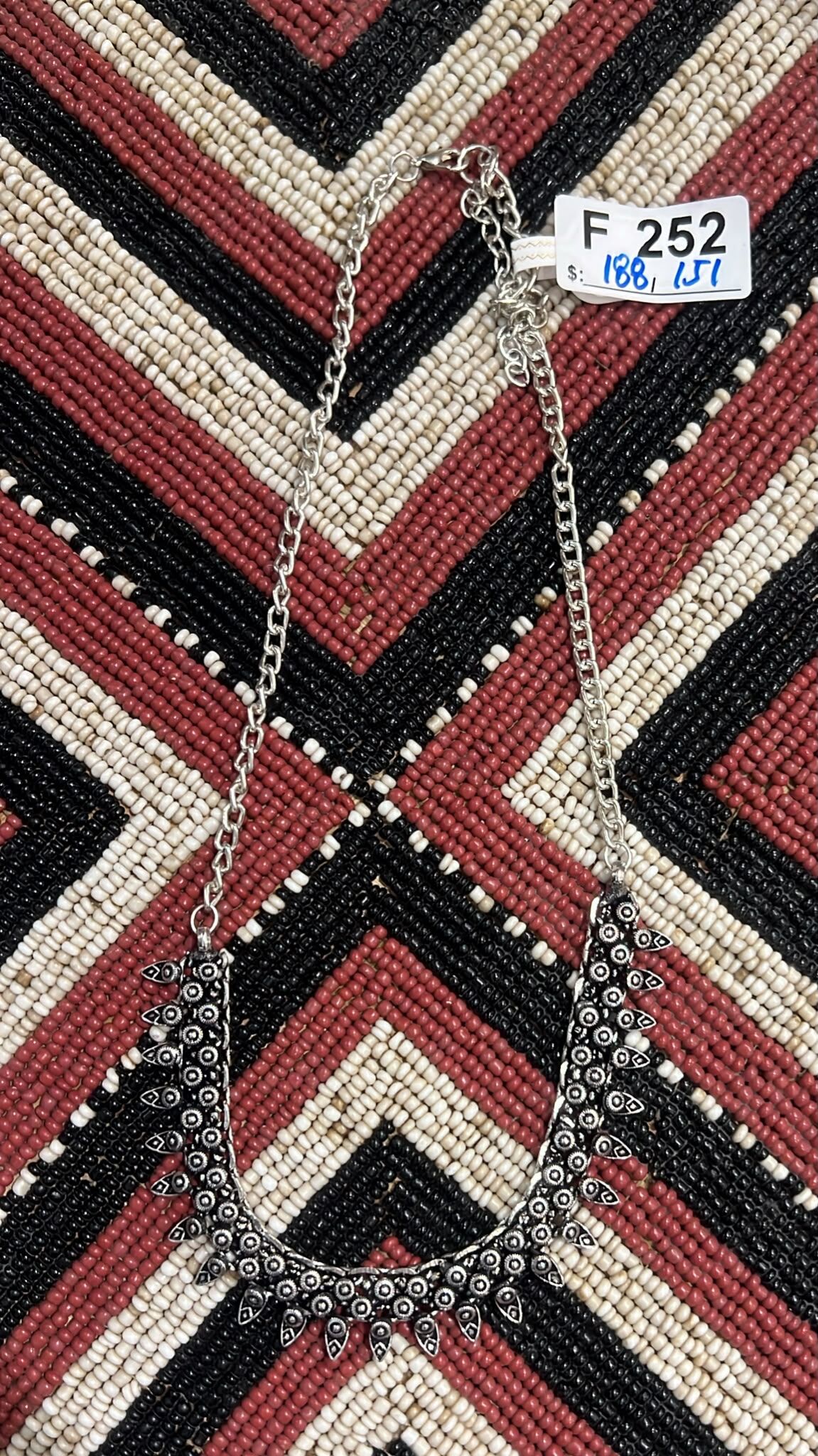Amina necklace INSZ6308 - F252 (1005live)