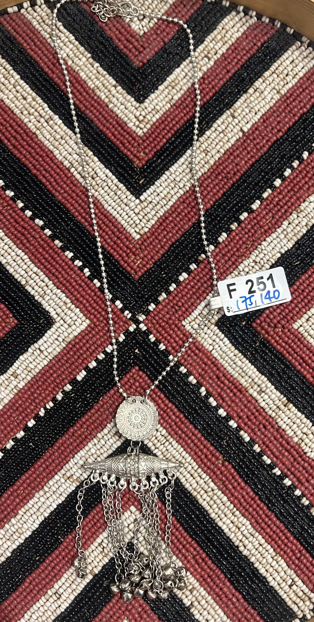 Amina necklace INSZ6311 - F251 (1005live)