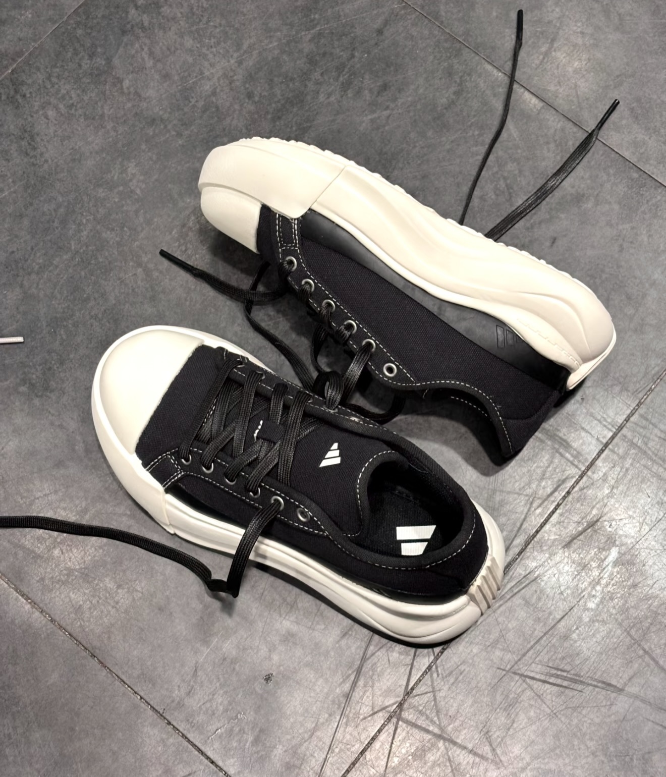ADIDAS MAXXCOURT PRO FOS 帆布版本 黑色 JQ9815