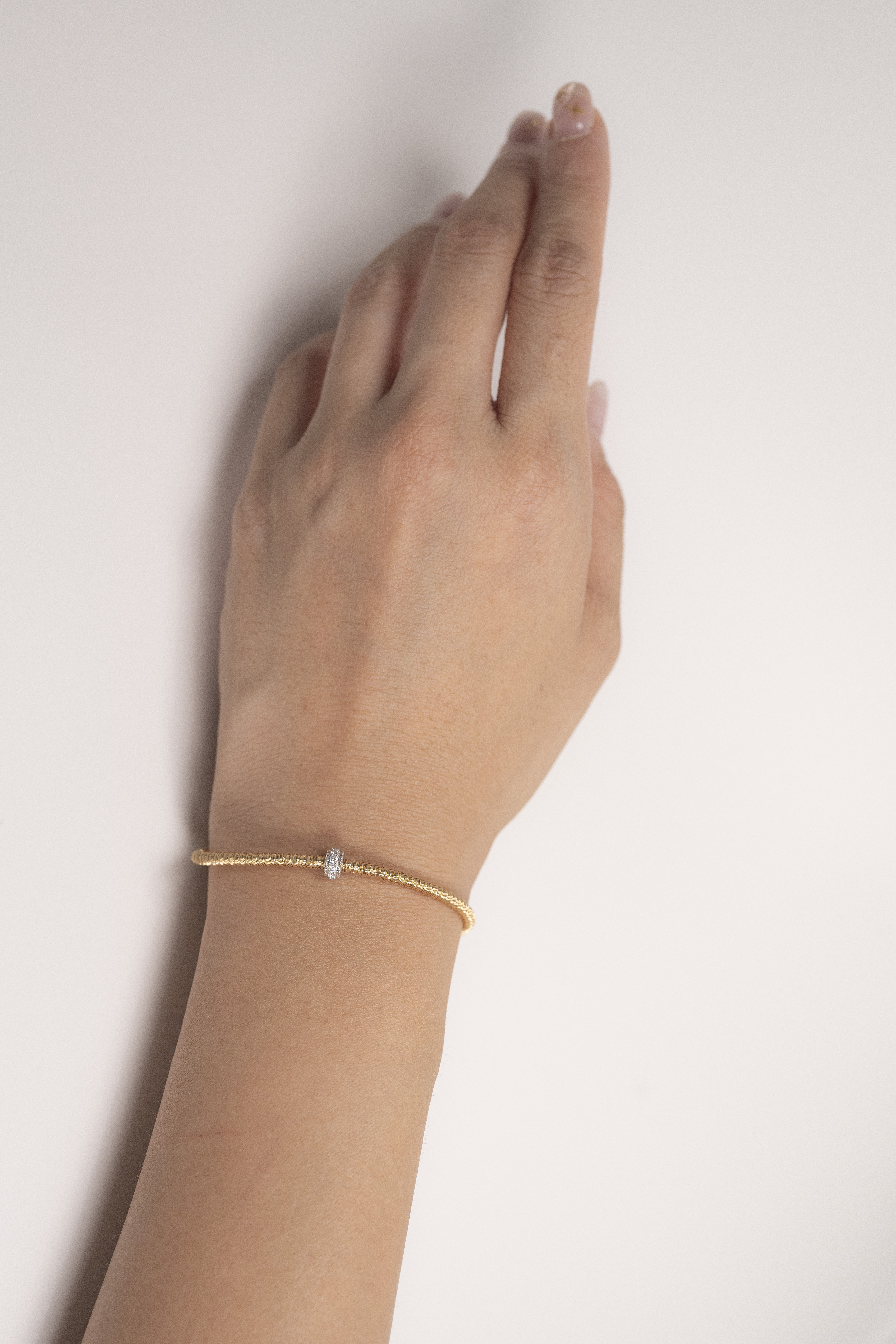 18K Pave Mesh Diamond Bracelet