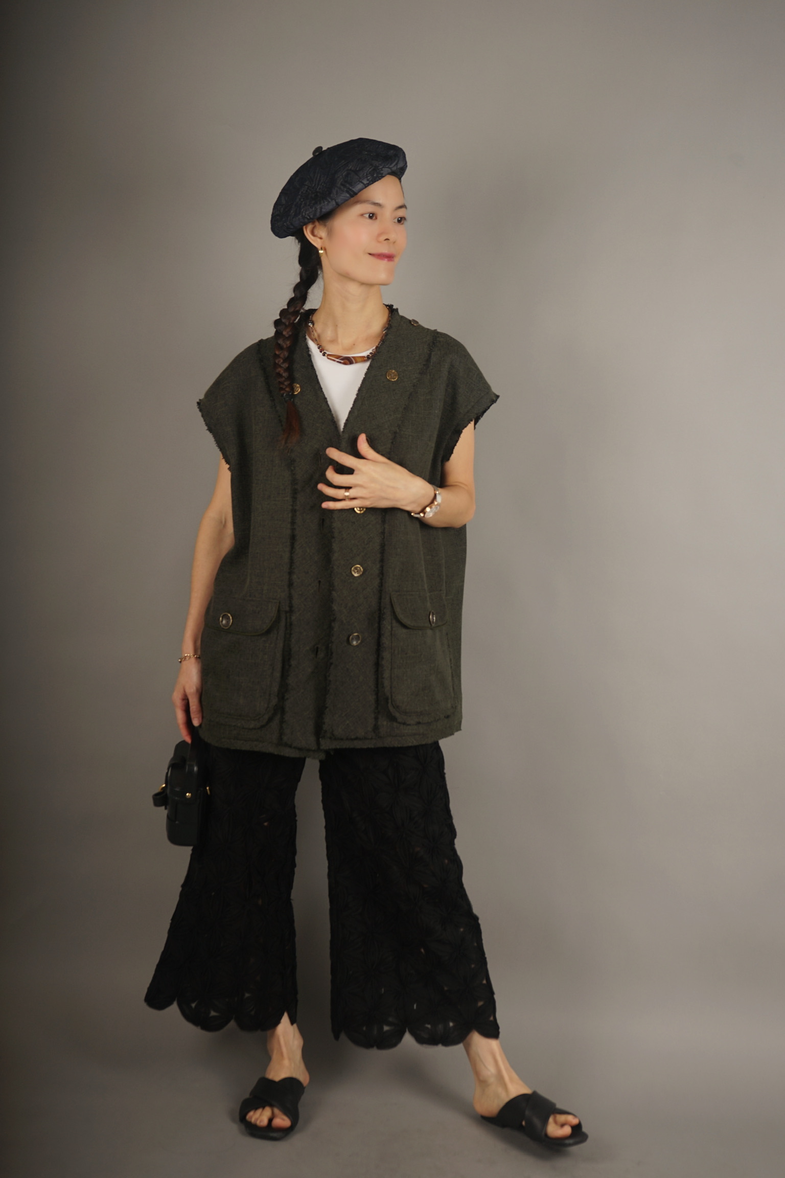 COLE COOL Frill Heather vest