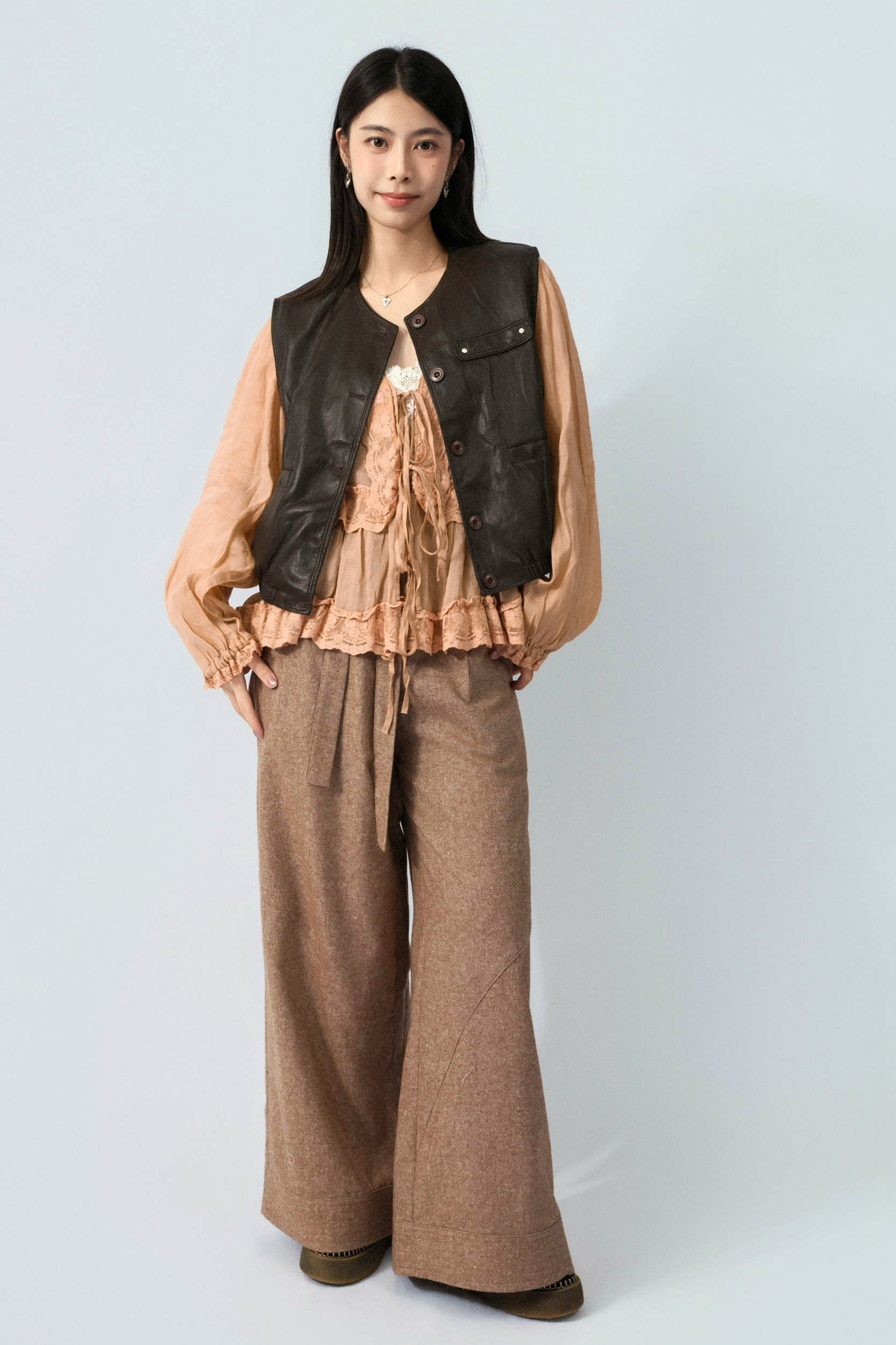 FW26_0085（外套＋上衣＋長褲）