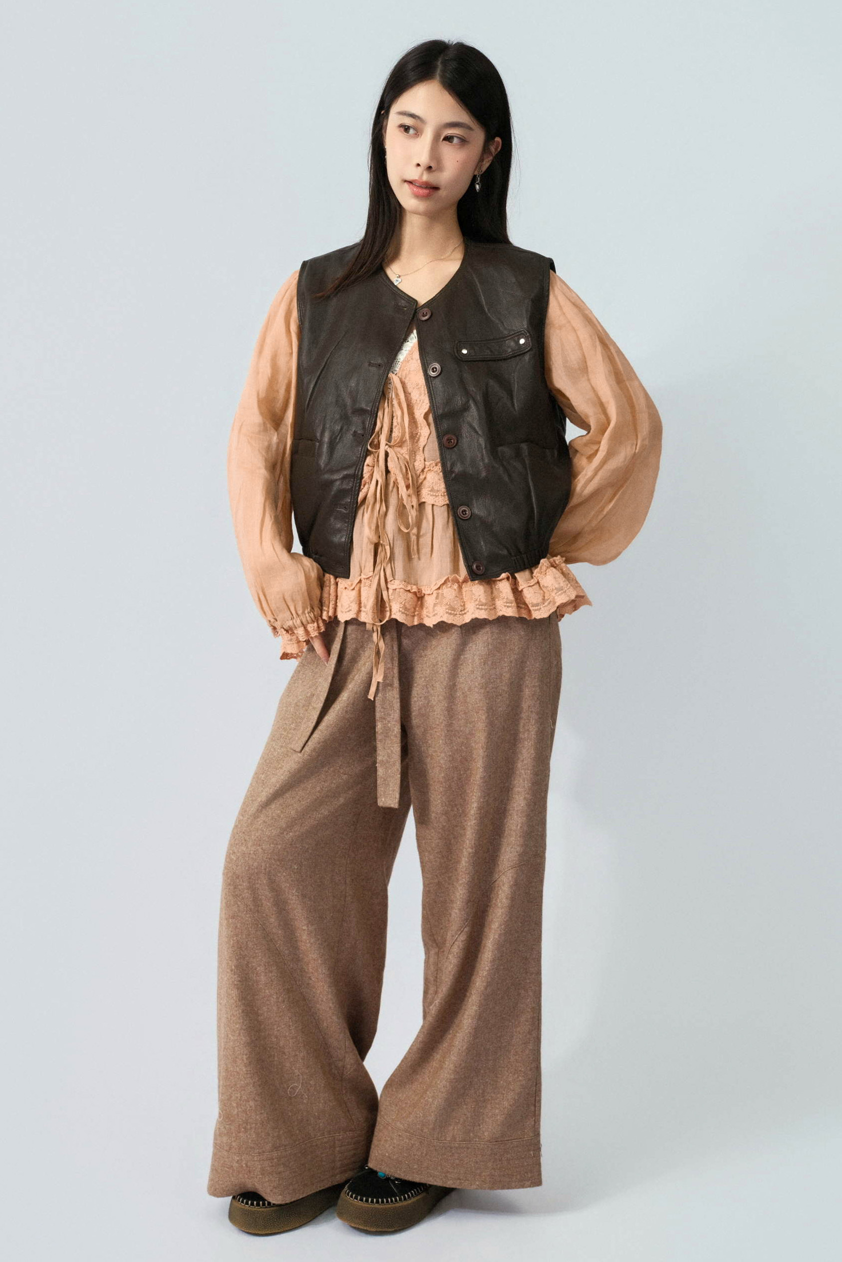 FW26_0085（外套＋上衣＋長褲）