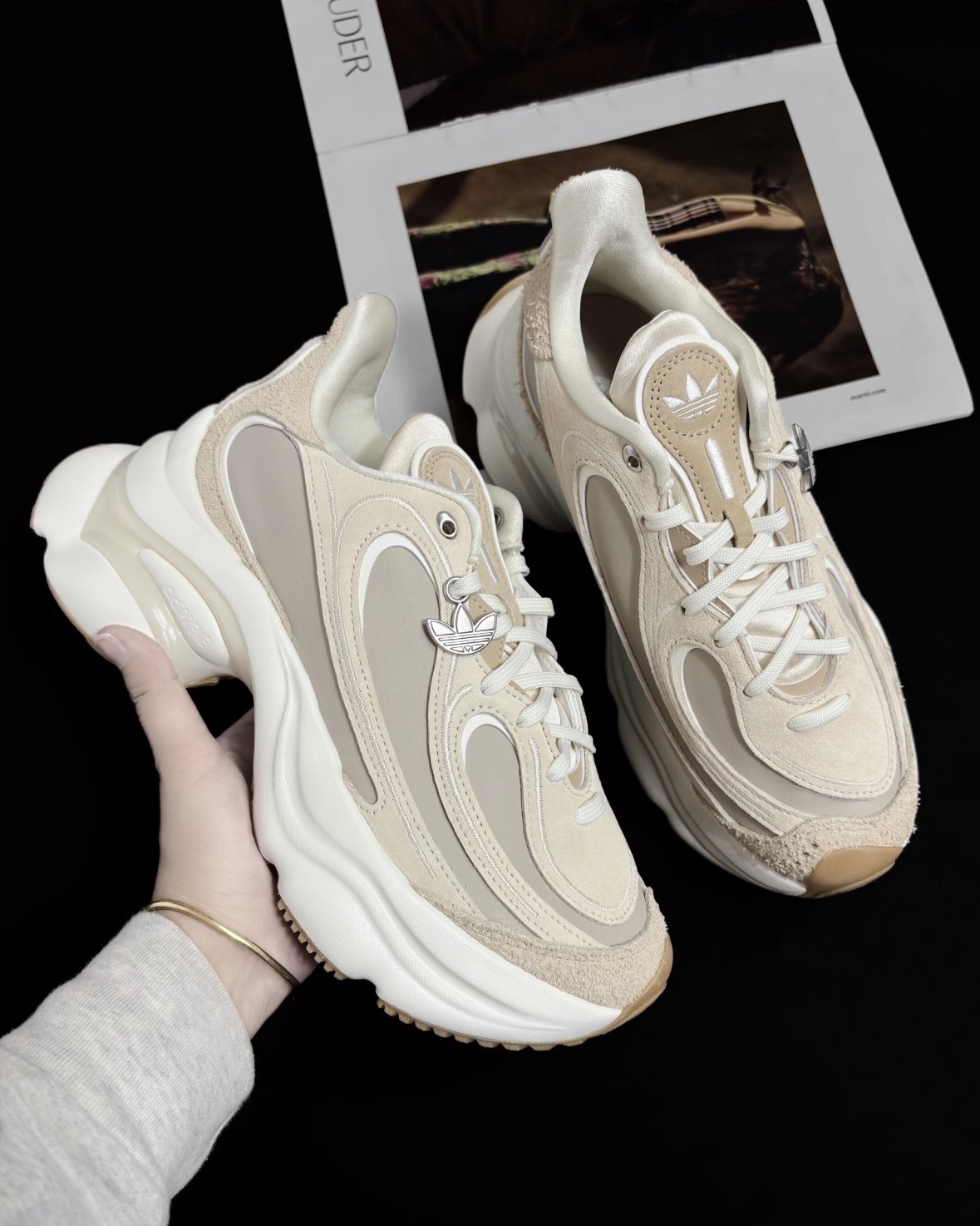 Adidas Originals Ozvenuz 增高 復古 厚底 老爹鞋 兩色 奶茶 白天使