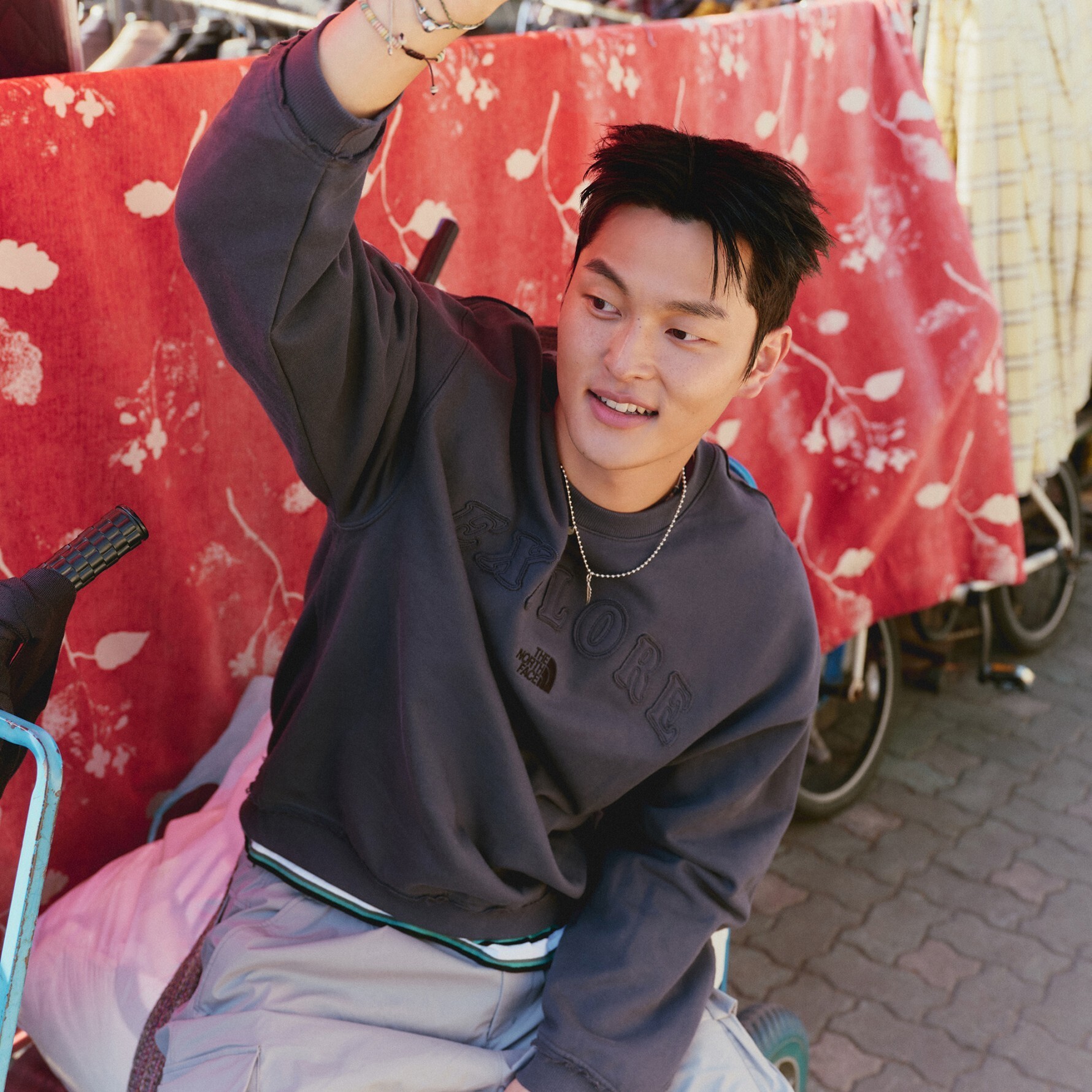 【OWN】The North Face 長袖 秋冬 圓領 衛衣 水洗 貼花 休閒 象牙白 金屬灰 淺灰色