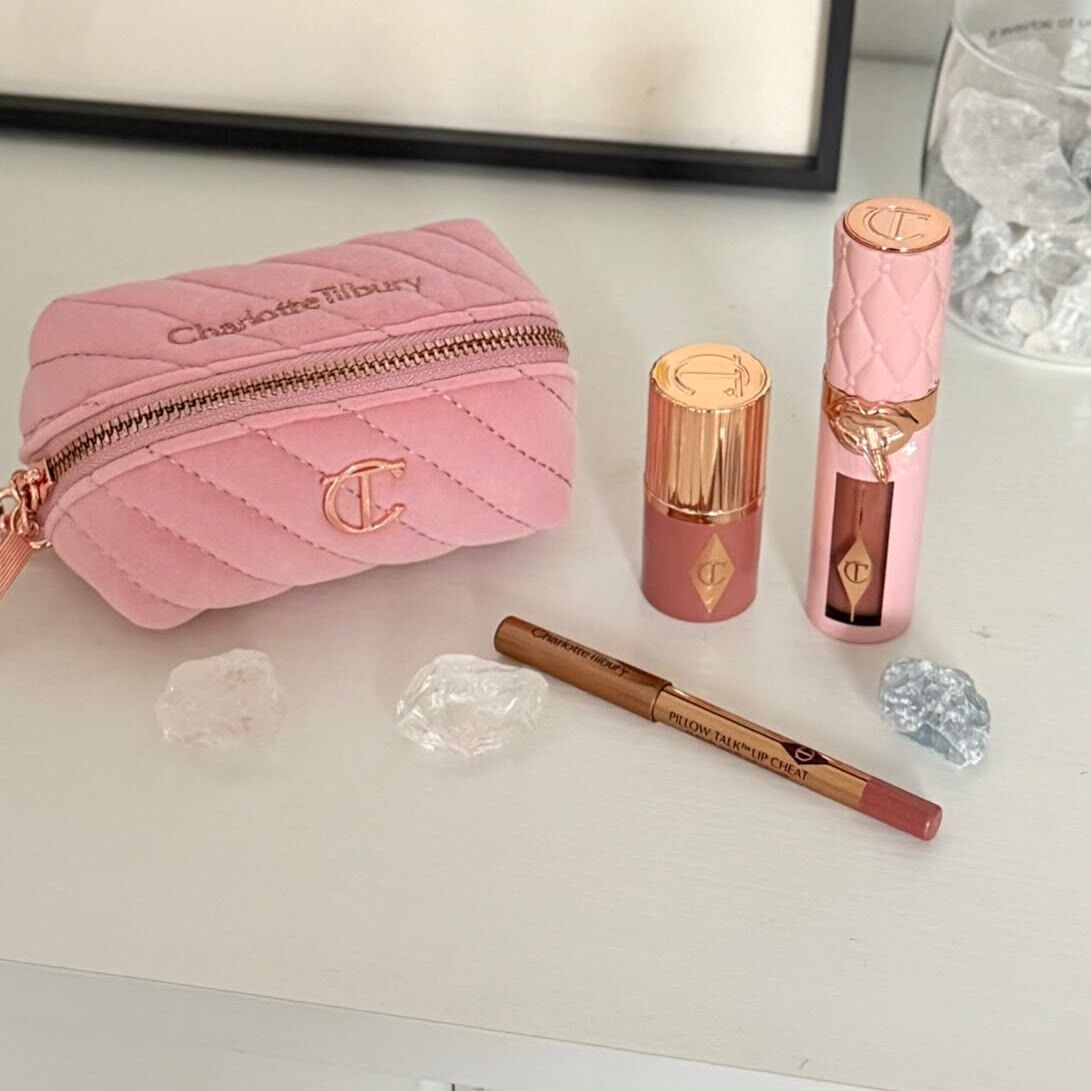 Charlotte Tilbury - 2026 Holiday Collection Pillow Talk Everyday Icons Gift Set