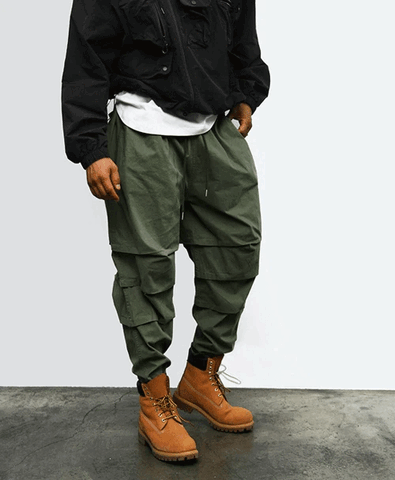 Triple-wrap pleated balloon pants