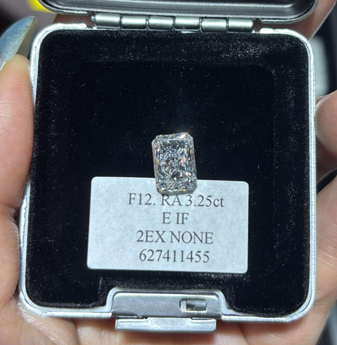 JA261005-K235-F12-粿石-FANCY DIAMOND-RA 3.25ct E IF 2EX NONE 627411455(已包IGI證書)