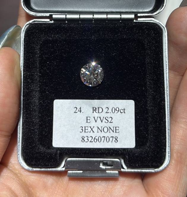 JA261005-K216-W 24-粿石-ROUND-RD 2.09ct E VVS2 3EX NONE(已包IGI證書)