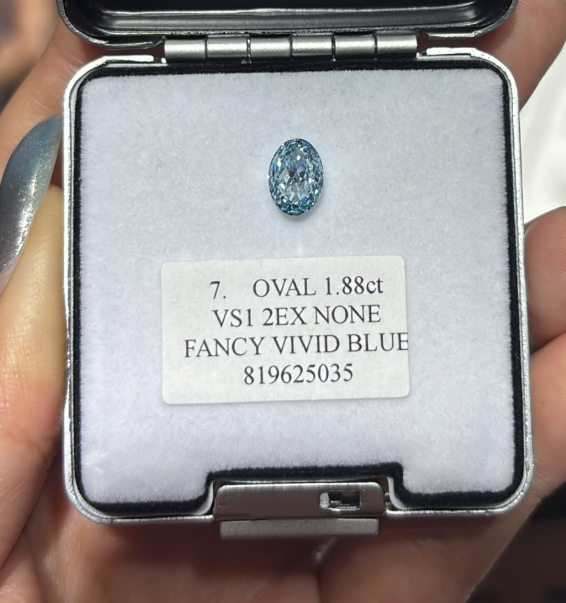 JA261005-K179-C 7-粿石-旦-7. OVAL 1.88ct VS1 2EX NONE FANCY VIVID BLUE 819625035(已包IGI證書)