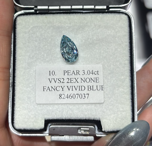 JA261005-K183-C 10-粿石-水滴-10. PEAR 3.04ct VVS2 2EX NONE FANCY VIVID BLUE 824607037(已包IGI證書)