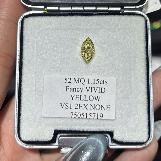 JA261005-K169-C 52-粿石-馬眼-52 MQ 1.15cts Fancy VIVID YELLOW VS1 2EX NONE 750515719(已包IGI證書)