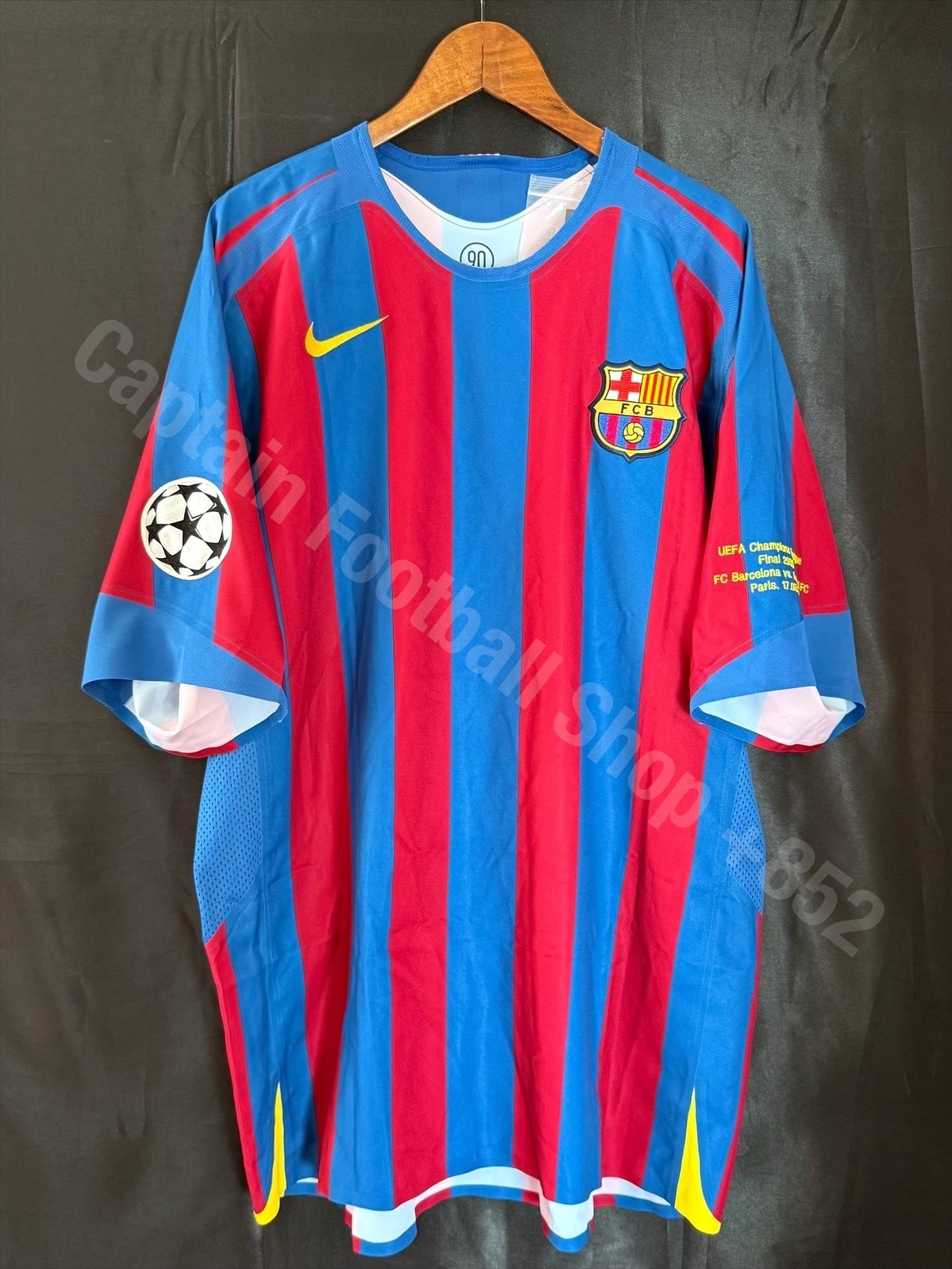 (Player Issue) FC Barcelona 2005-2006 UEFA Champions League Final Nike Home Player Issue Shirt #10 RONALDINHO