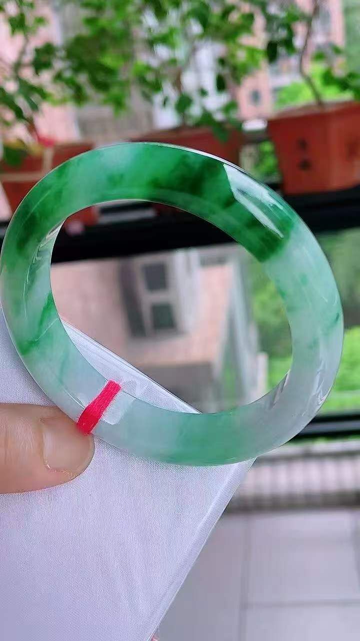 冰起膠辣綠花翡翠正圈手鐲,天然翡翠A玉, 緬甸玉, Jade, Jadeite