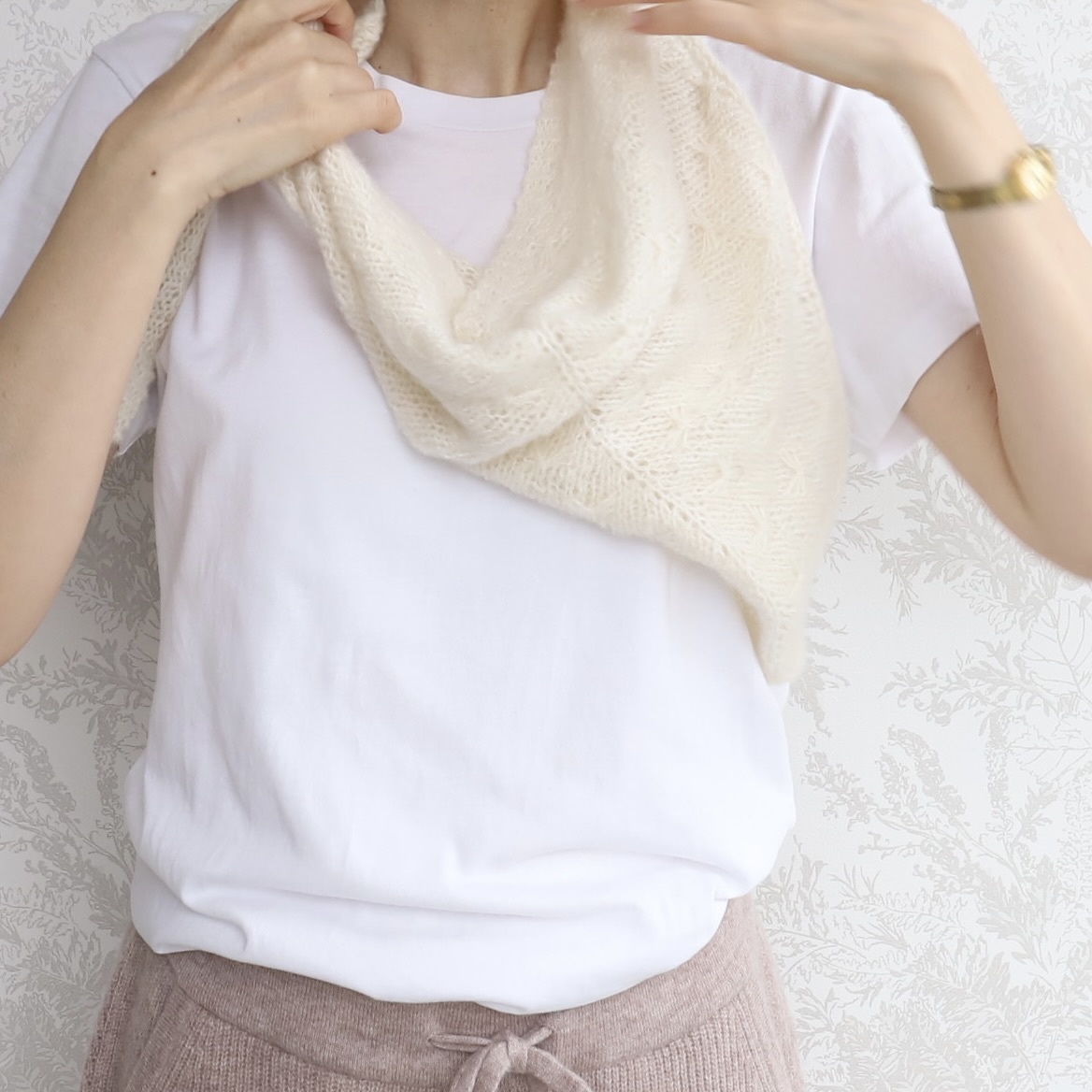 Knit Me 三角小披肩