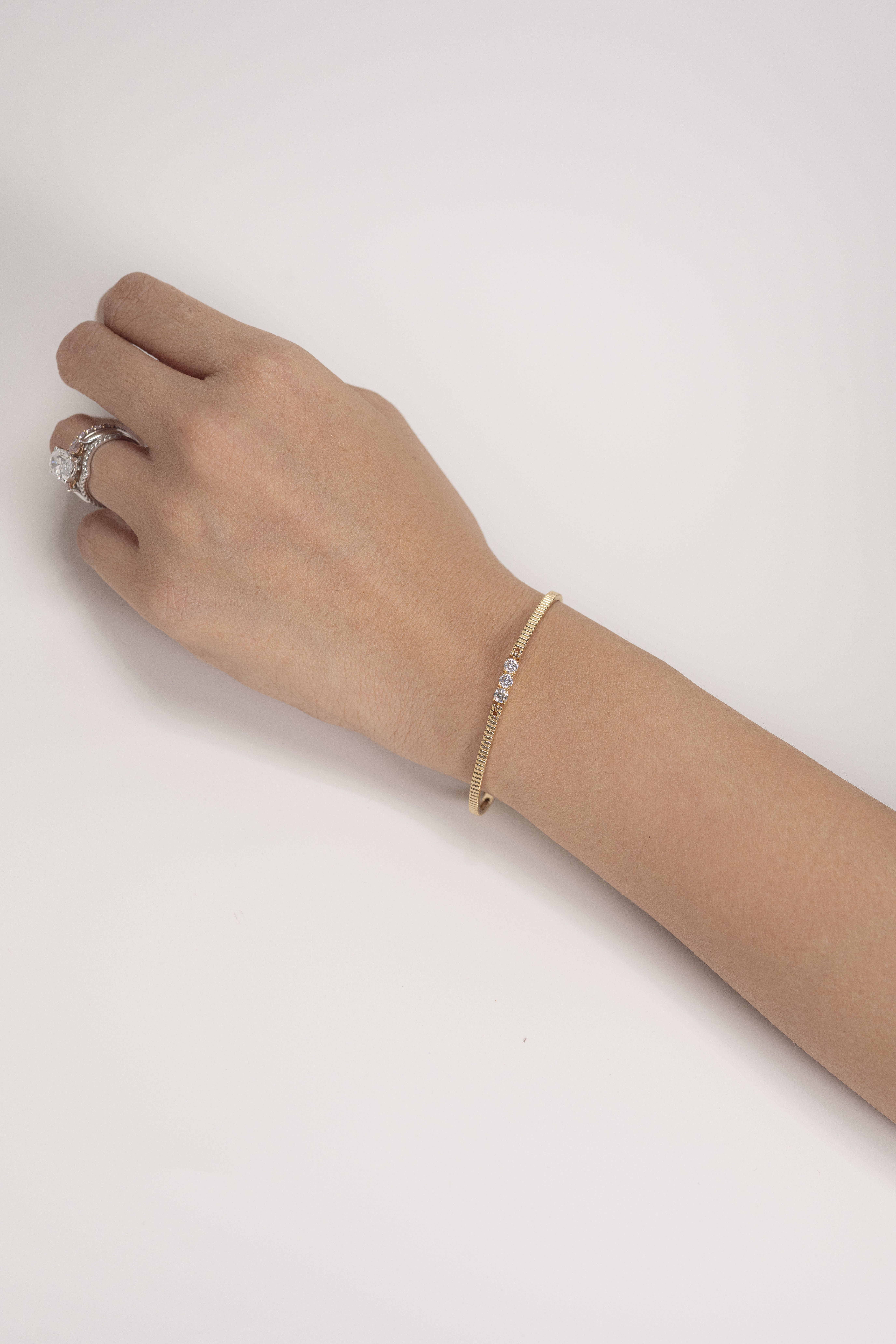 18K Celestia Pavé Diamond Semi-Bangle
