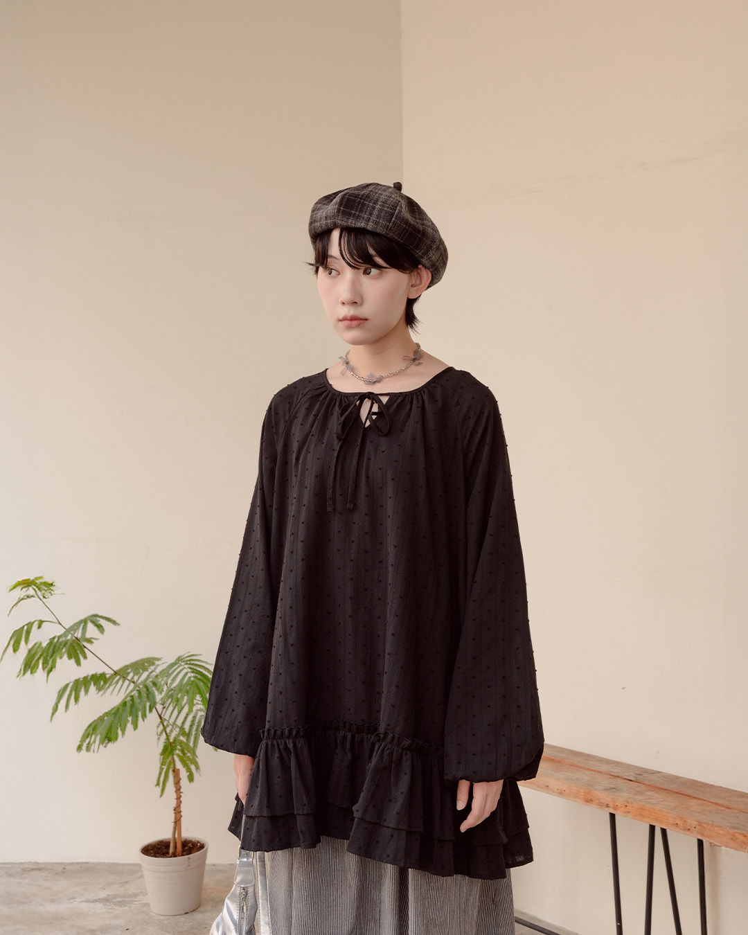 Jacquard tie-up ruffled two-way short dress, available in two colors.【01087376】in stock+pre-order